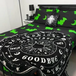 Budget 💯 HELLS BLANKETS Bats Creature Of The Night [Toxic] | SUPER KING QUILT SET** ⌛ -Deals Goth Store Hells Blankets Creatureofthenight 09 66db4321 a4fc 4611 8801 bcc989193808 700x700