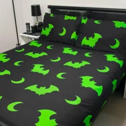 Budget 💯 HELLS BLANKETS Bats Creature Of The Night [Toxic] | SUPER KING QUILT SET** ⌛ -Deals Goth Store Hells Blankets Creatureofthenight 29 f2bc48f4 0bc9 438f 9088 5a0560921ee6 700x700