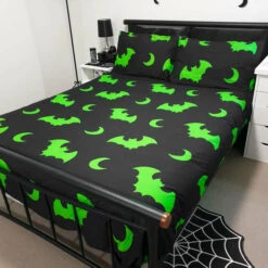 Budget 💯 HELLS BLANKETS Bats Creature Of The Night [Toxic] | SUPER KING QUILT SET** ⌛ -Deals Goth Store Hells Blankets Creatureofthenight 30 8e708bc3 df71 4fc0 9ef2 c1a52c35030e 700x700
