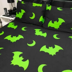 Budget 💯 HELLS BLANKETS Bats Creature Of The Night [Toxic] | SUPER KING QUILT SET** ⌛ -Deals Goth Store Hells Blankets Creatureofthenight 35 b337bf83 8b44 4177 974f aa880066d51f 700x700