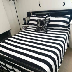 Flash Sale 😀 HELLS BLANKETS Beetlejuice Showtime Creeps | KING QUILT SET 😀 -Deals Goth Store Hells Blankets Showtime Creeps Quilt Set 100 7386b647 028d 4c13 bdd3 684f098d14b0 700x700