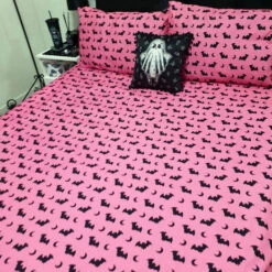 Coupon ✔️ HELLS BLANKETS Bats Sweet Darkness | QUEEN QUILT SET 😍 -Deals Goth Store Hells Blankets Sweet Darkness Quilt Set 08 25ae958f eadc 4068 a704 a51af5770d4e 700x700