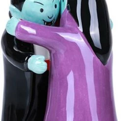Best Pirce 🧨 GOTHIC GIFTS Gothic Homewares Hugging Vampires | SALT AND PEPPER SHAKER SET 😍