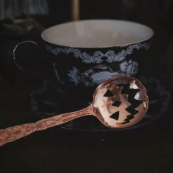 Outlet 🛒 LIVELY GHOSTS Gothic Homewares Haunted Hallows [Rose Gold] | TEA SPOON 👏 -Deals Goth Store lively ghosts haunted hallows rose gold tea spoon set 2 7bb48f21 49ff 4335 a2fb ad4df283471e 700x700