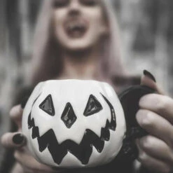 Brand new ❤️ LIVELY GHOSTS Gothic Homewares Haunted Hallows [White Pumpkin] | MUG [LIMITED] 🛒