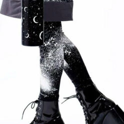 Best deal 🎉 ROGUE AND WOLF The Nightmare Before 🎄 Christmas Moonlight [900ml] | INSULATED BOTTLE" ⌛ -Deals Goth Store rogue and wolf moonlight 900ml insulated bottle 8 acbe3e86 8e77 41ab 95ba f895756ca87f 700x700