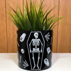 Outlet 🔥 SOURPUSS Gothic Homewares Skeleton | CERAMIC PLANTER ⭐ -Deals Goth Store sourpuss skeleton ceramic planter 2 d69b8e22 7e85 46c6 9355 d6ddbc546cf3 700x700