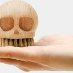Deals 🎁 SUCK UK Gothic Homewares Skull | BRUSH ⌛ -Deals Goth Store suck uk skull brush 4 cb08bcaf b78e 48d1 b2d2 775c93c6e06e 700x700